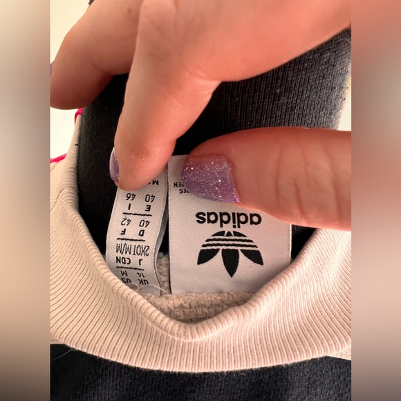 Adidas size medium Moto style sweatshirt with pockets good condition - Picture 7 of 7